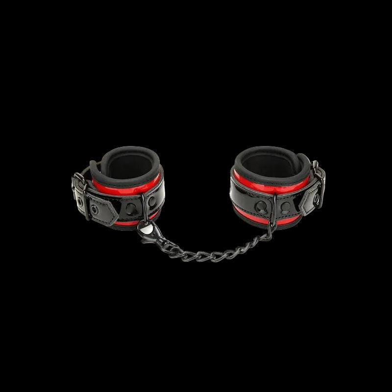 WhipSmart Heartbreaker Deluxe Buckle Love Cuffs